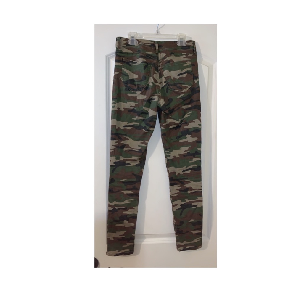 H&M Camouflage pants